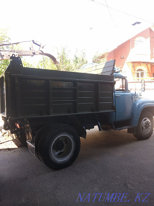 ЗИЛ вывоз мусора с погрузкой доставка глина песок отсев щебень Сникерс Каменка - изображение 1