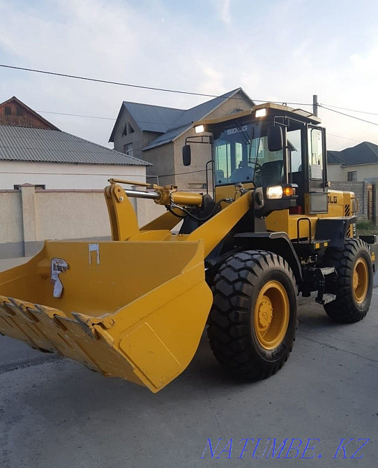 Қызмет көрсету және жалға алу Жүк тиегіш 2 текше және КамАЗ қоқыс шығару Шымкент - изображение 1