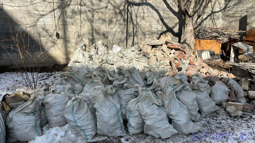 We take out any amount of garbage. Cargo transportation. Onboard Gazelle Chinese 5t Almaty - photo 3