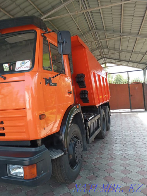 Қоқыс шығару автосамосвалдары КамАЗ Хова тракторлары экскаваторлар  Алматы - изображение 6