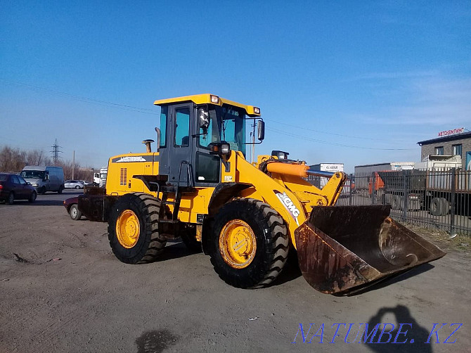 Garbage removal, Loader services, KAMAZ 10.25 tons Karagandy - photo 1