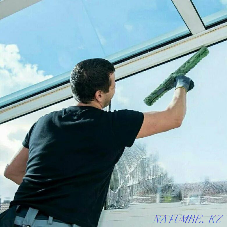 Мойка окон. В ручную без всяких роботов Павлодар - изображение 1