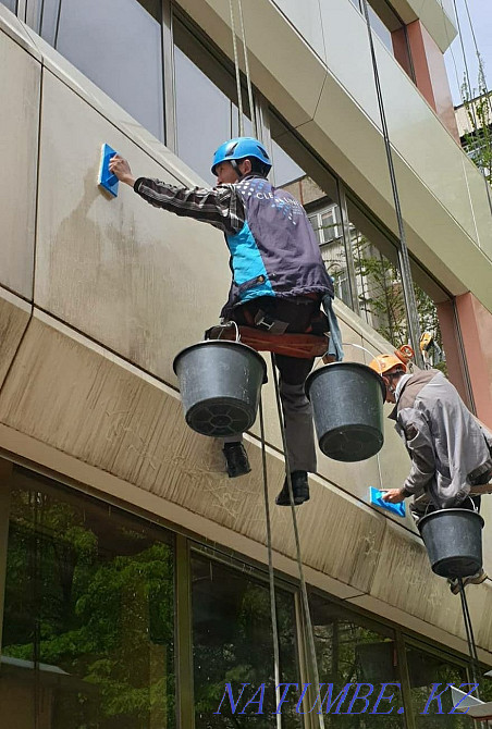 Facade washing. Washing windows. Stained glass washing. Warehouse washing. Almaty - photo 1