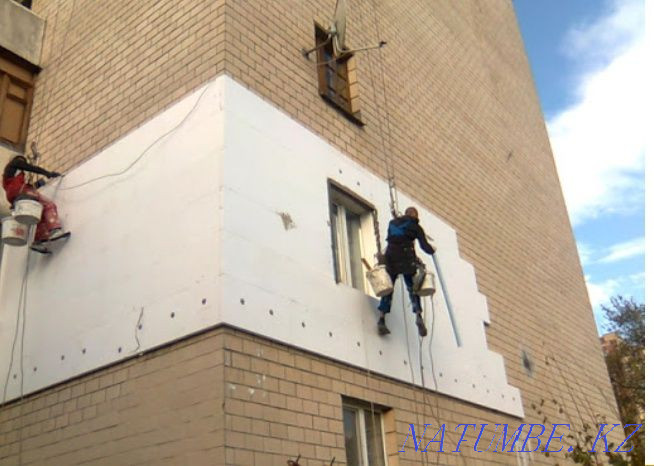 Industrial climber insulation of apartments and facades high-rise work Oral - photo 1