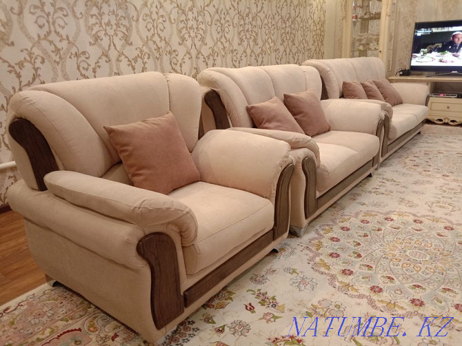 Upholstery restoration of upholstered furniture Almaty - photo 4