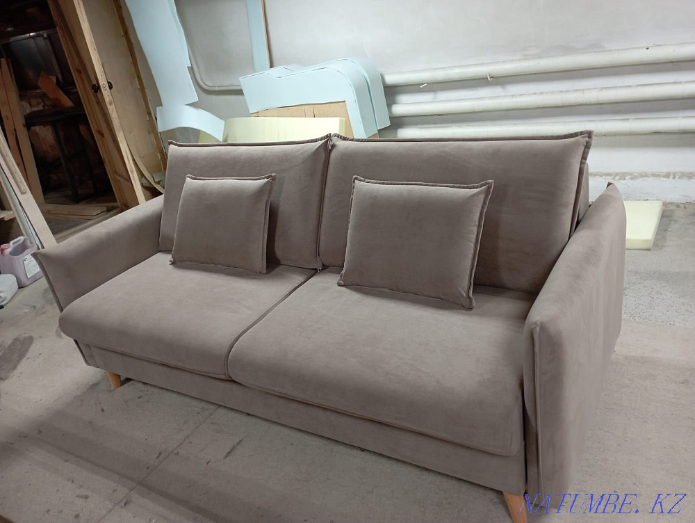 Padding of upholstered furniture  - photo 1