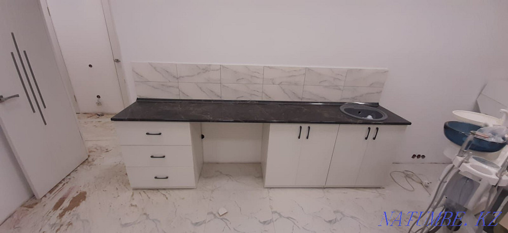 Кез келген күрделіліктегі жиһаз өндірісі - сөрелер, есептегіштер, витриналар және т.б.  Ақтөбе  - изображение 7