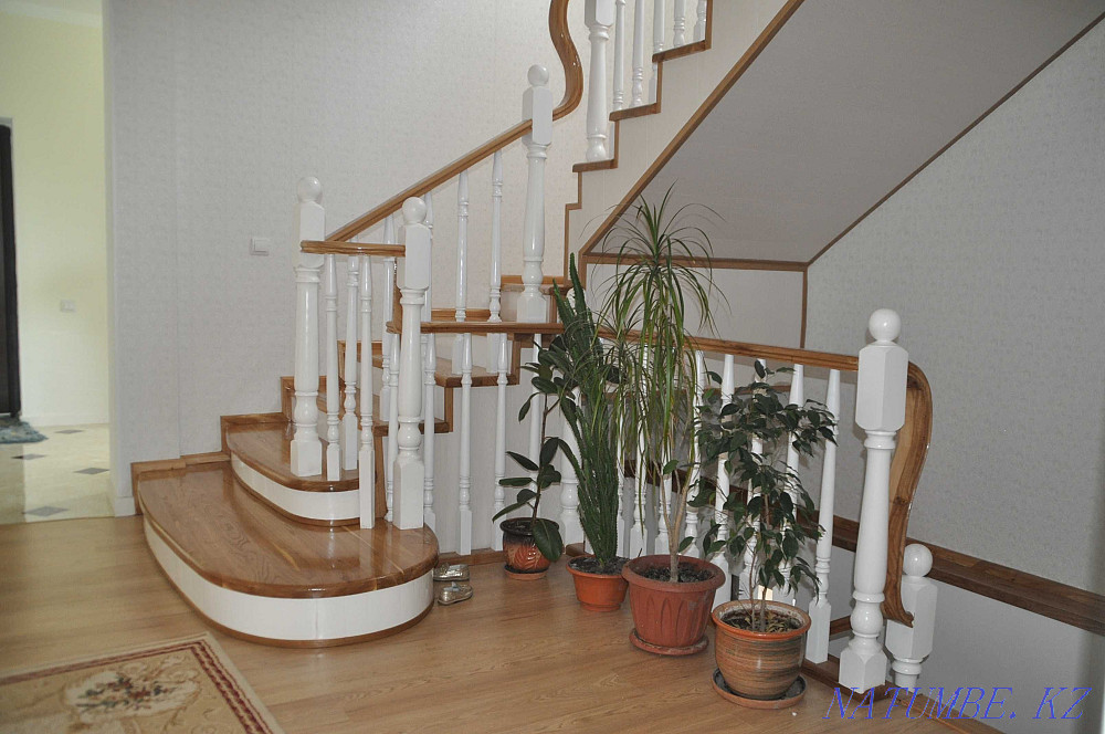 Stairs made of elm, oak, frame made of metal, made of concrete. Installment. Urochishche Talgarbaytuma - photo 4