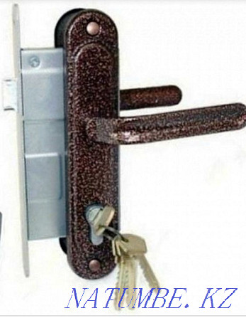 The key is stuck in the door, does not open, the lock is jammed. Call us to open. Oral - photo 3