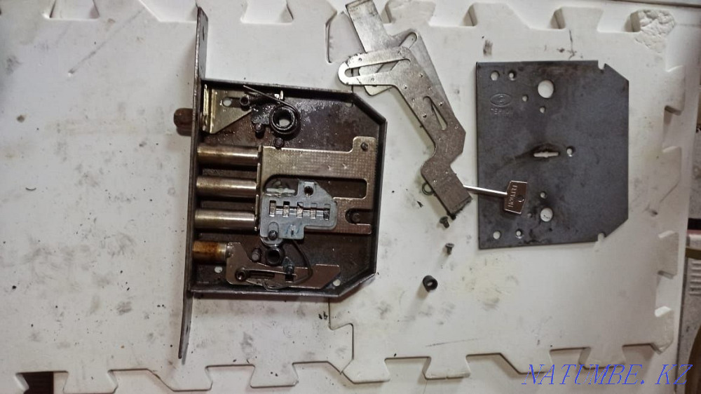 Экстренное вскрытие замков аварийное вскрытие дверей замена личинки Петропавловск - изображение 2