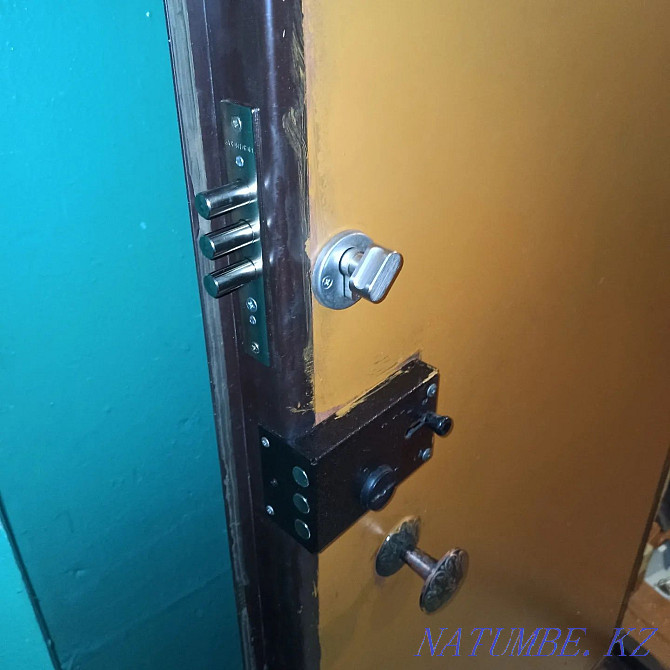 Replacing locks Replacing the core Installing locks Open the door Petropavlovsk - photo 5