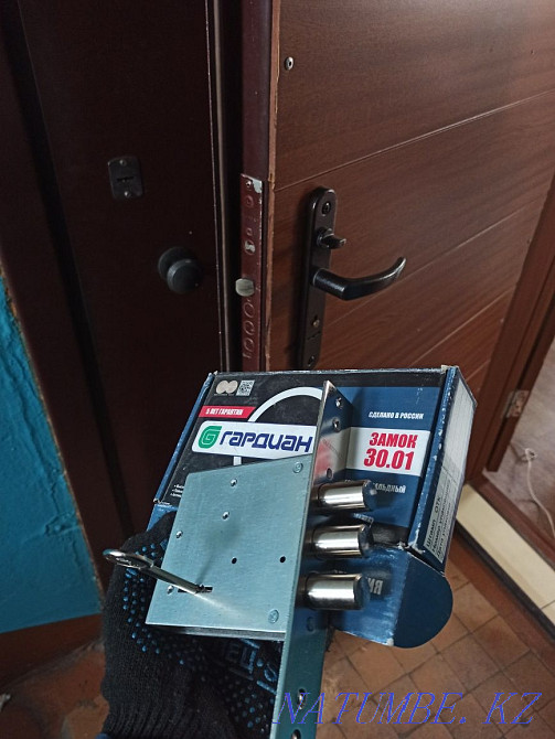 Врезка замка замена сердцевины ремонт ручек замена замка открыть дверь Петропавловск - изображение 1