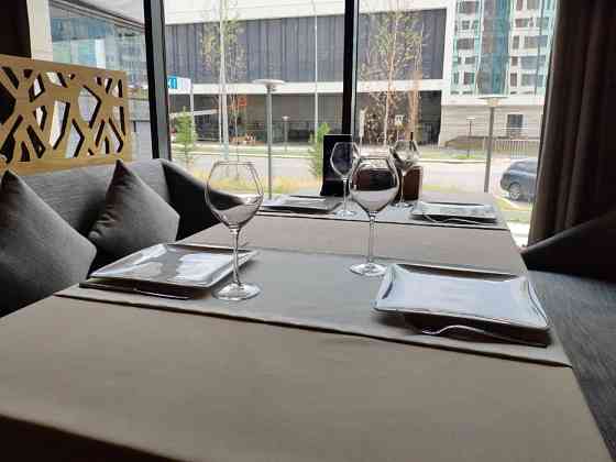 Скатерти на стол, салфетки, чехлы, банты на стулья на заказ Нурсултан Astana