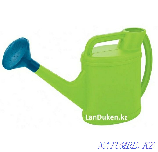 Garden watering can with a diffuser for watering plants. Semey - photo 2