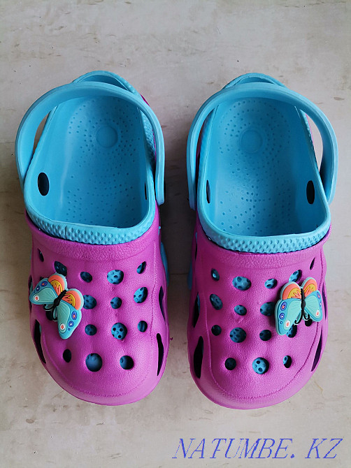 girls crocs for sale Ust-Kamenogorsk - photo 1