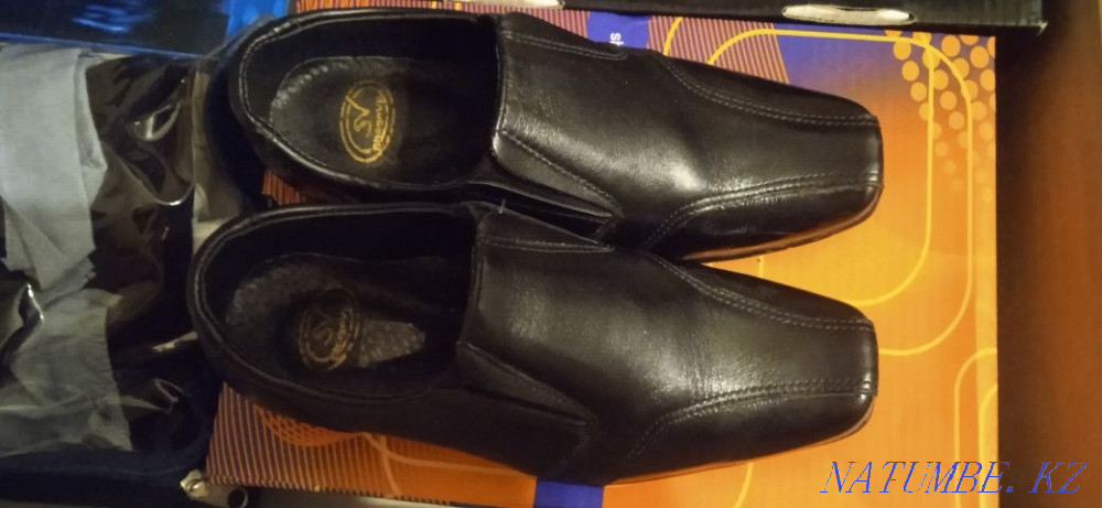 Shoes for a boy size 28 in excellent condition Almaty - photo 1