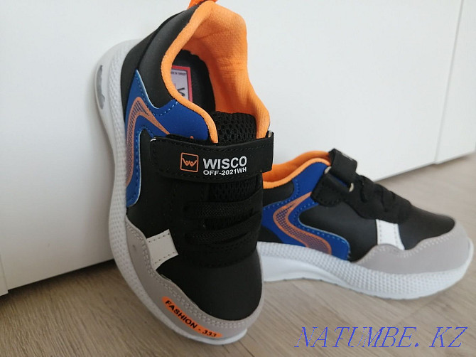 Children's shoes with an orthopedic insole  - photo 1