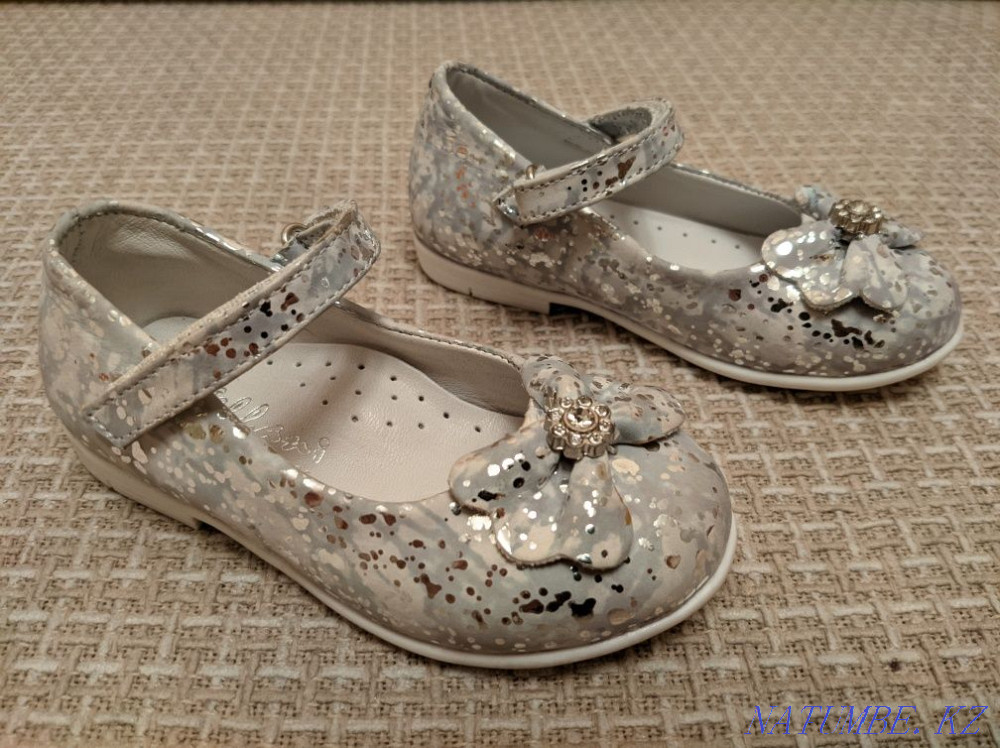 Girls' shoes Karagandy - photo 1