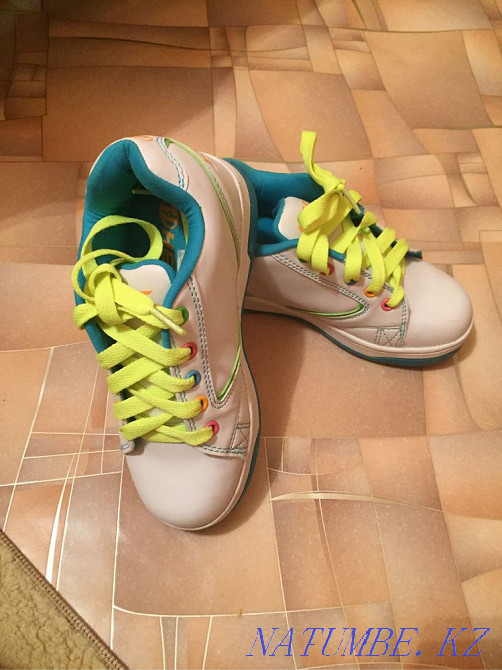 Heelys Uralsk sneakers on rollers new Oral - photo 2