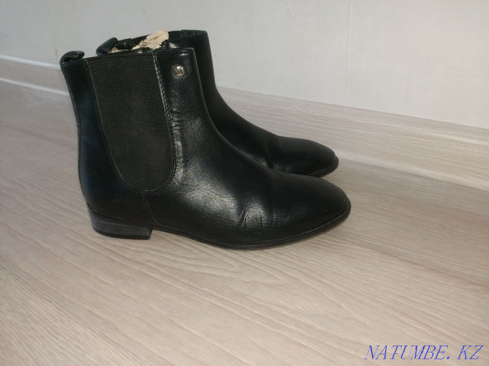 Sell leather children's boots Petropavlovsk - photo 1