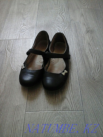 Удобные мягкие туфли для девочки,Лель, 34-35 рр,натуральная кожа,2 000 Петропавловск - изображение 2