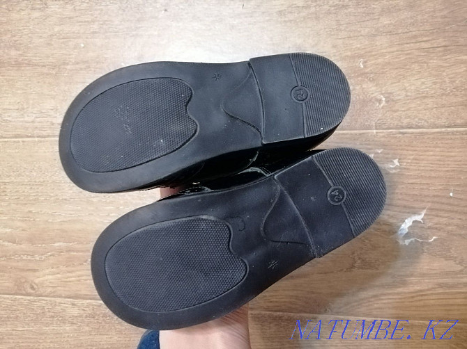 I sell shoes Tiflani Tiflani size 24. Slippers 24 rubles as a gift. Leather. Karagandy - photo 3