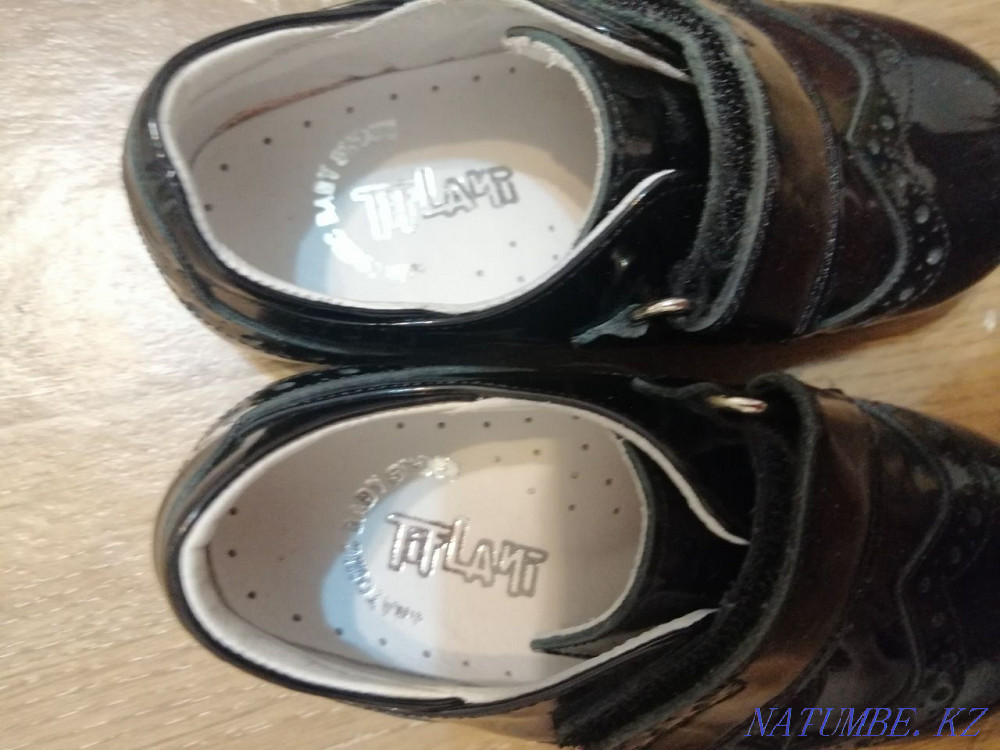 I sell shoes Tiflani Tiflani size 24. Slippers 24 rubles as a gift. Leather. Karagandy - photo 2