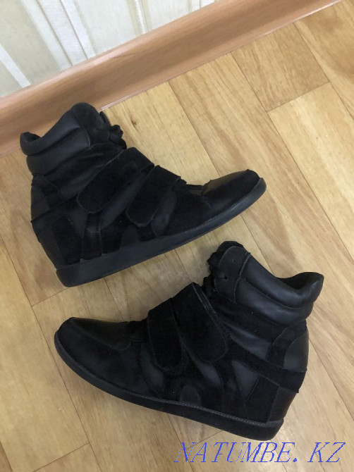 Кроссовки для девочек Кызылорда - изображение 2