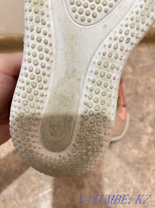 Sneakers almost new Rudnyy - photo 4