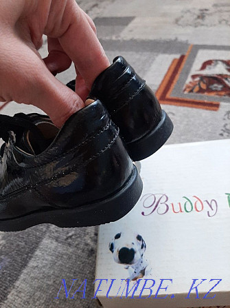 Туфли на мальчика примерно на год Актобе - изображение 3