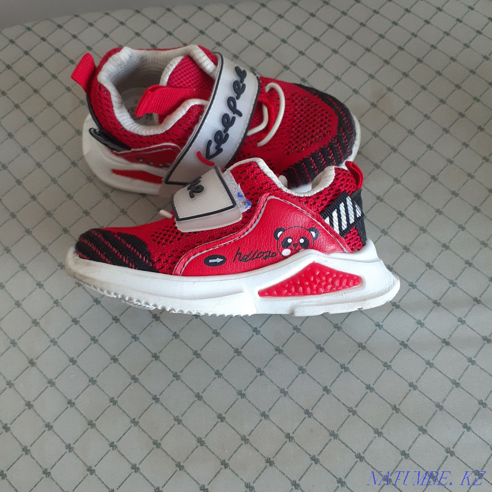 I will sell sneakers Semey - photo 1