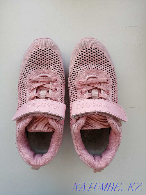 Балаларға арналған кроссовкалар  Астана - изображение 1