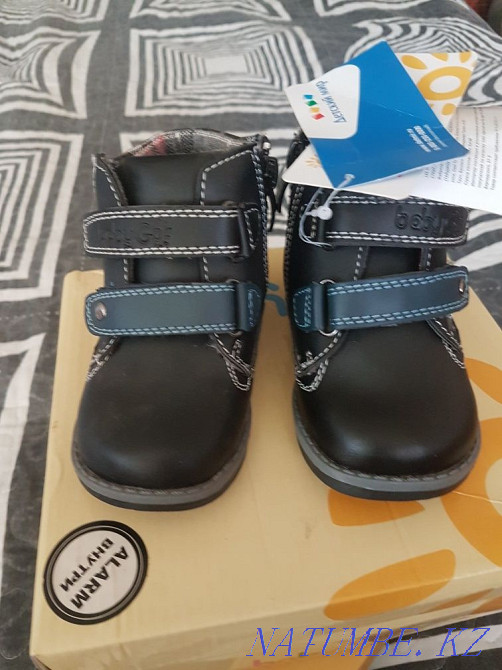 Sell children's shoes Отеген батыра - photo 1