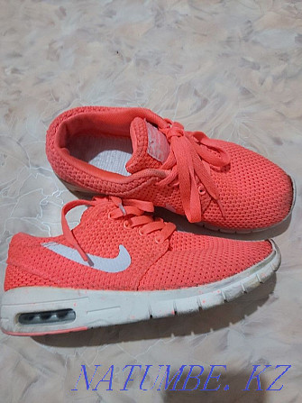 Sneakers for girls 36r Semey - photo 1