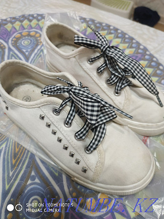 Продам кроссовки для девочки Павлодар - изображение 1