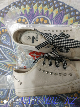 Продам кроссовки для девочки Павлодар - изображение 2