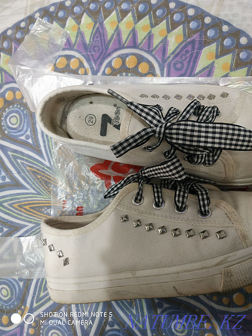 I will sell sneakers for the girl Pavlodar - photo 2