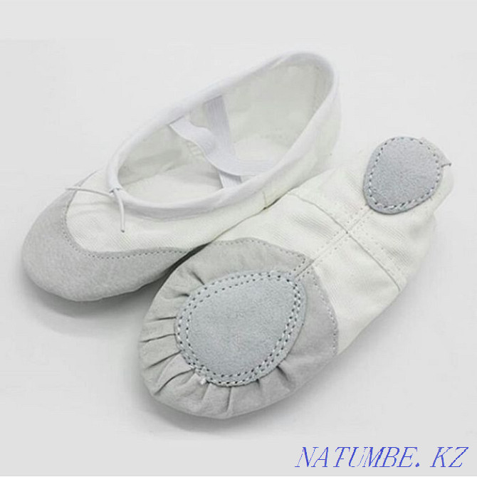 Czech leatherette shoes white and black Oral - photo 2