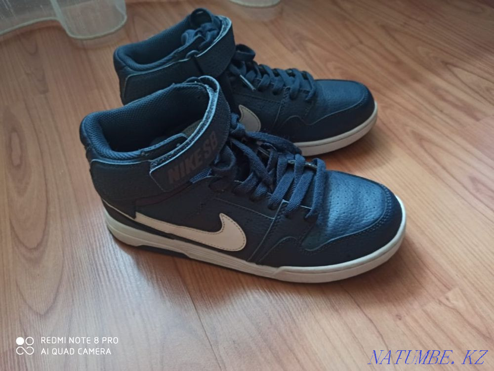 Nike SB Kids' Sneakers, Size 38 Almaty - photo 1