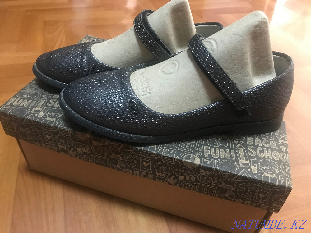 Қыздарға арналған аяқ киім 33 размер. Тамаша күйде.  Астана - изображение 2