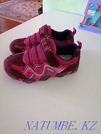 Обувь на девочку 26 размер Алматы - изображение 1