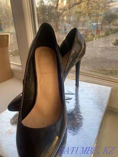 Black shoes Aqtau - photo 2