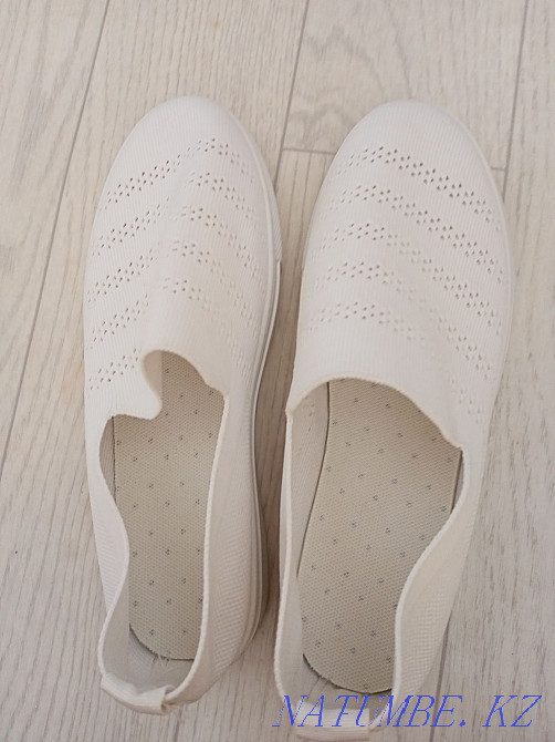Новые кроссовки и Новые белые макасы. Караганда - изображение 7