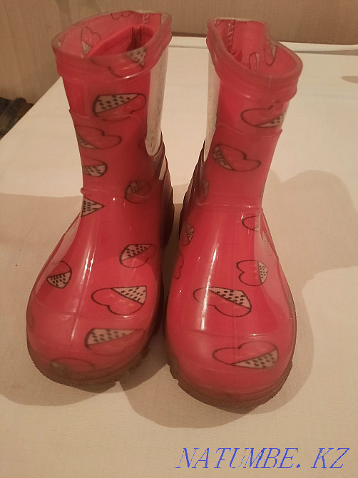 Unichel rubber boots in perfect condition Karagandy - photo 3
