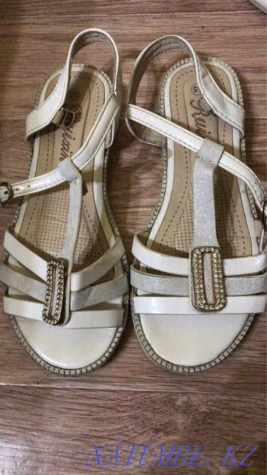 sell sandals Semey - photo 1