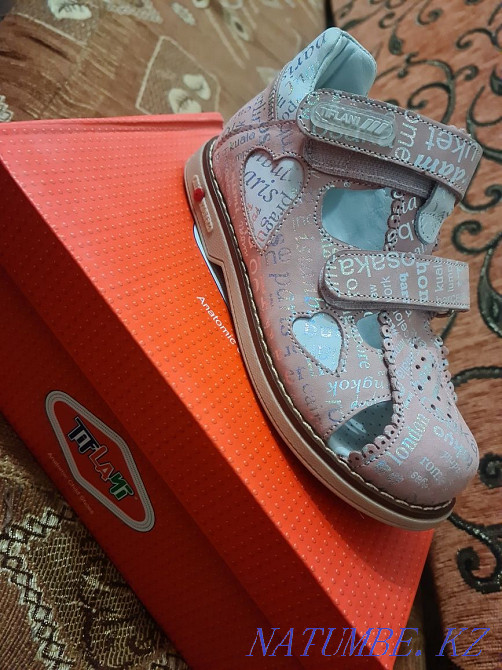 Selling new Tiflani sandals Semey - photo 3