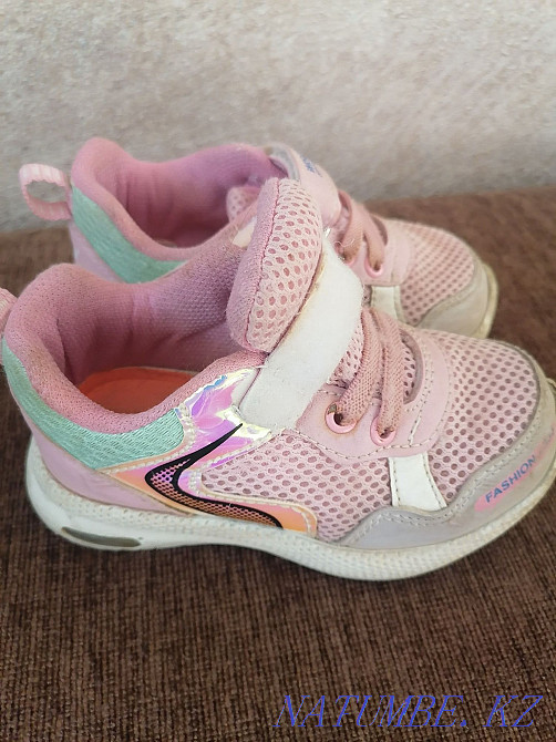 Продам кроссовки детские Петропавловск - изображение 1