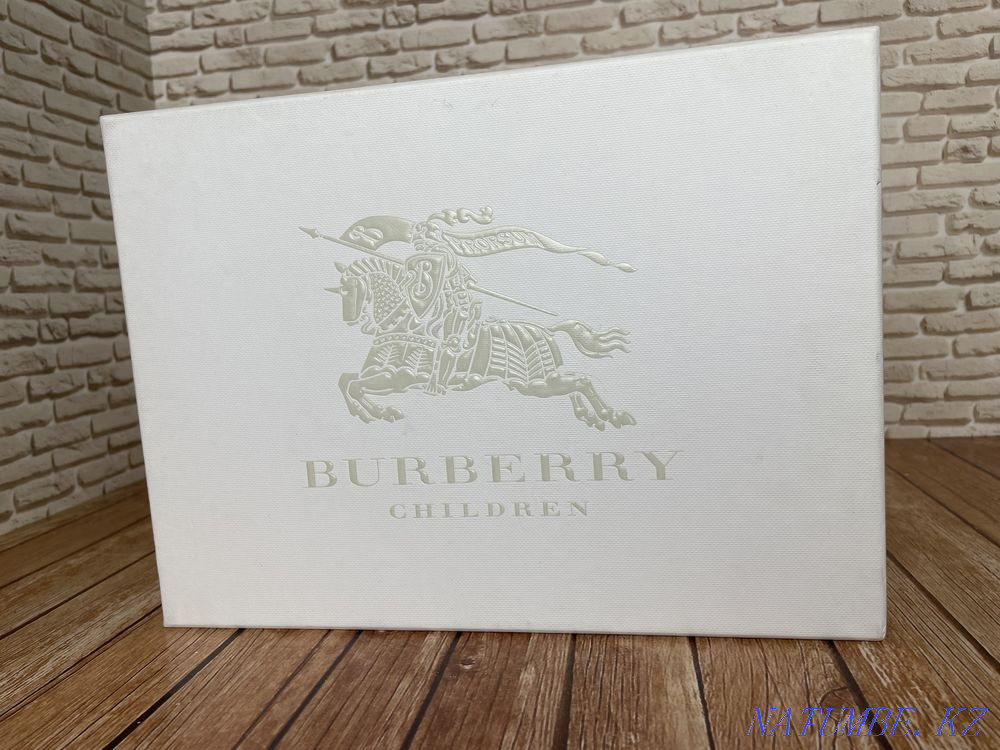Балалар кроссовкалары BURBERRY унисекс түпнұсқасы  Алматы - изображение 7