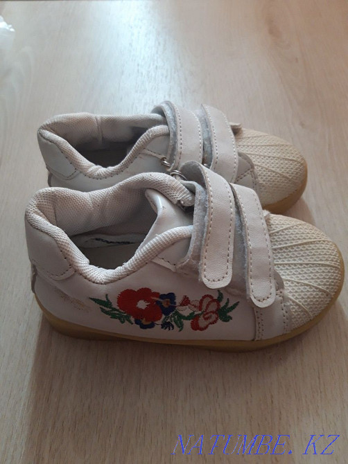 Sneakers size 24 Ust-Kamenogorsk - photo 1