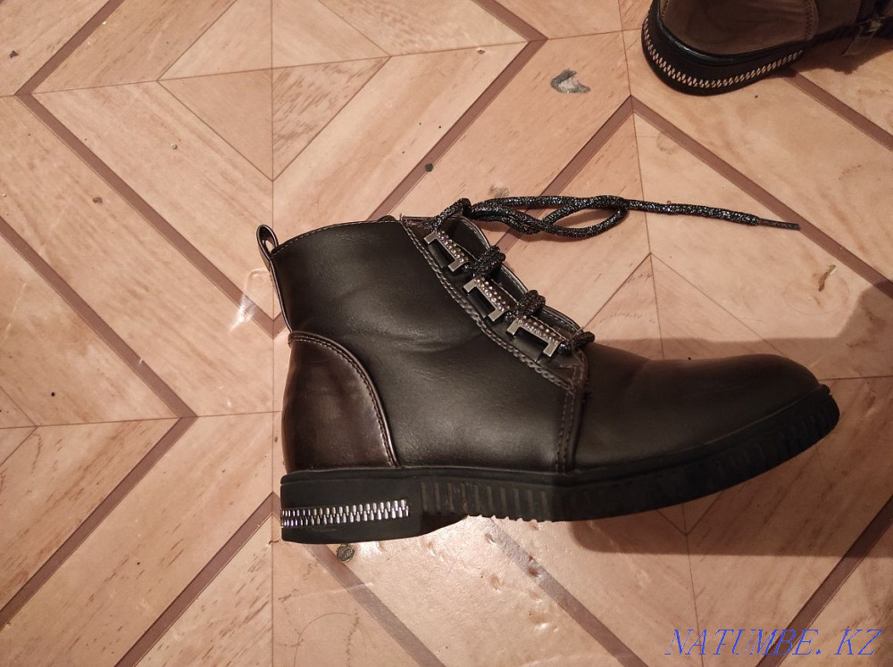 Продам детские сапожки Муткенова - изображение 2